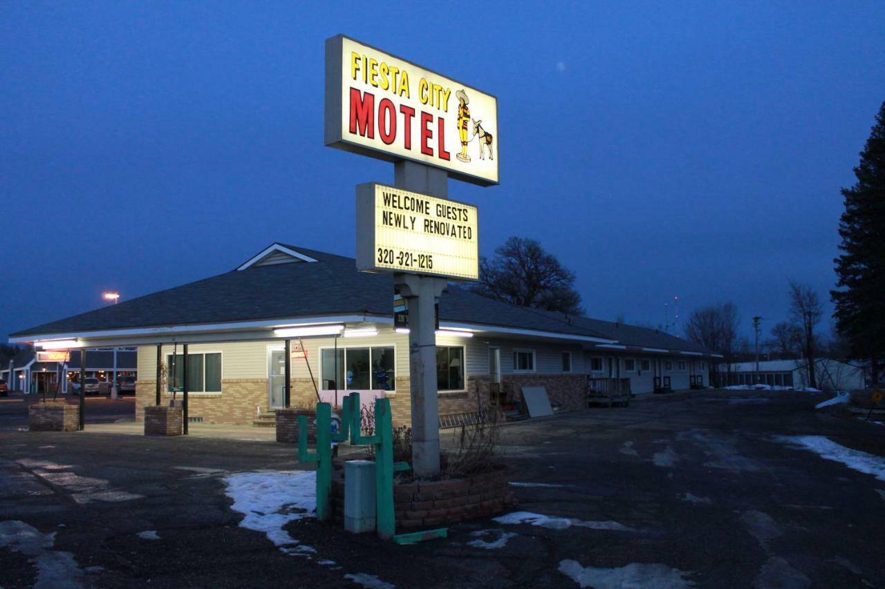 Montevideo Fiesta City Motel מראה חיצוני תמונה